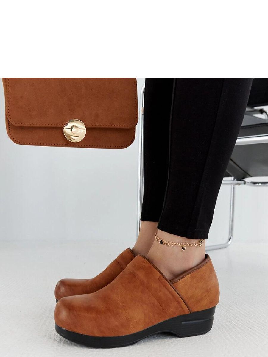 Half shoes model 206479 Solea